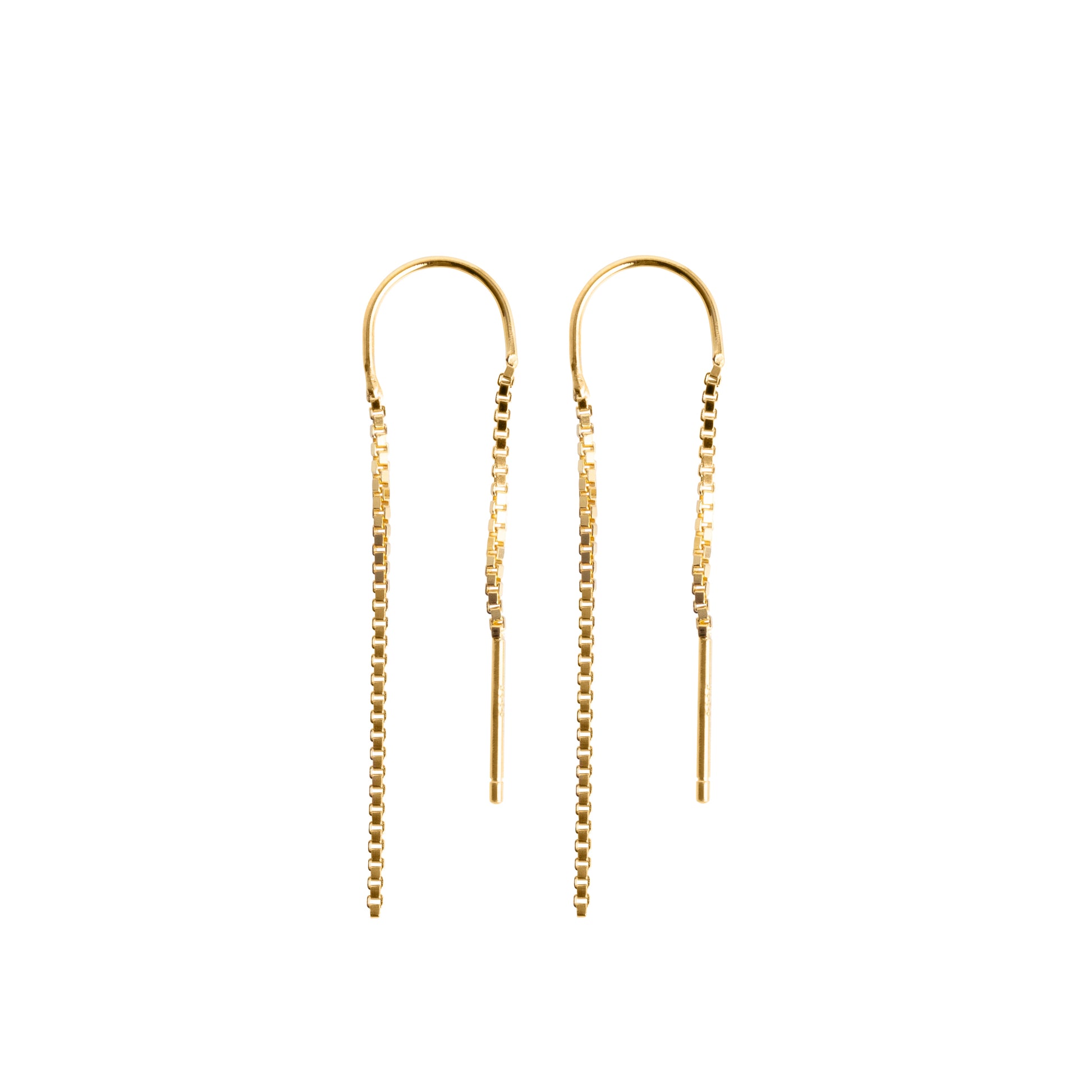 A pair of gold-plated thread earrings with a geometric pattern, designed for sensitive skin.
